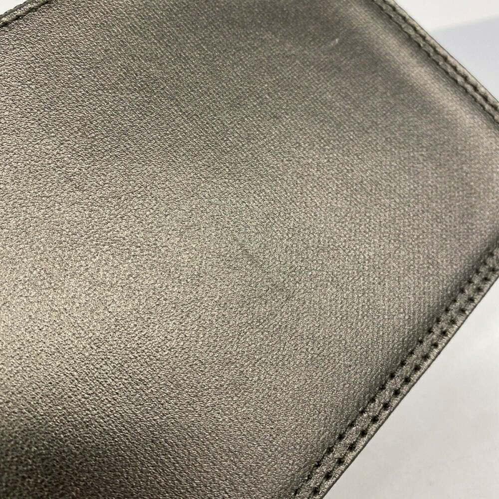 CHANEL Cream Leather Tote Bag - Picture 9 of 13
